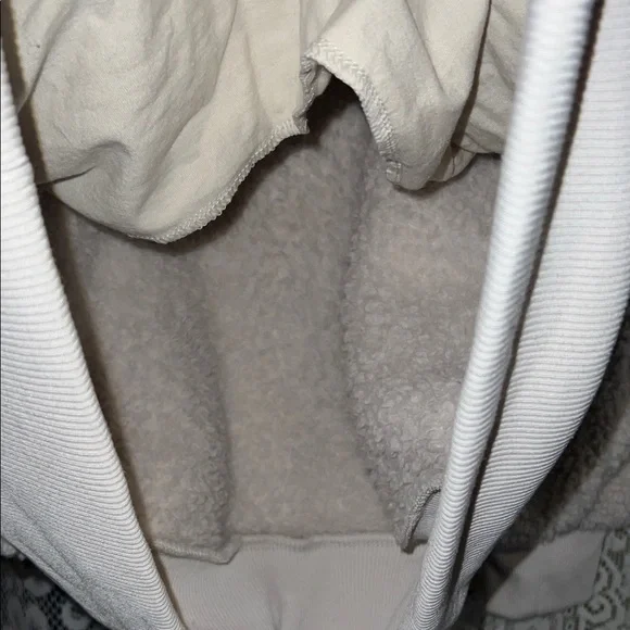 American Eagle Outfitters Cream Sherpa Quarter-Zip Pullover - Picture 5 of 7